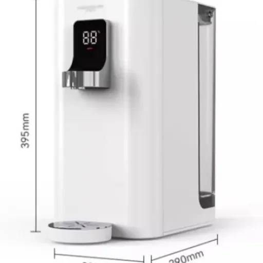 Test distributeur d'eau de bureau Lijiaxiuyc-101 : pratique pour l'eau chaude, mais pas sans défauts