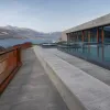 Un spa à Embrun : hydratation de la peau et art de vivre au bord du lac de Serre‑Ponçon